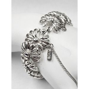 Vintage MONET Sivertone Textured Links Floral 1980s Bracelet